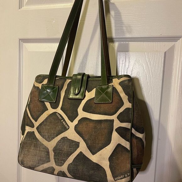 Dooney & Bourke Giraffe Print Canvas Olive Green & beige tote leather straps - Picture 3 of 15